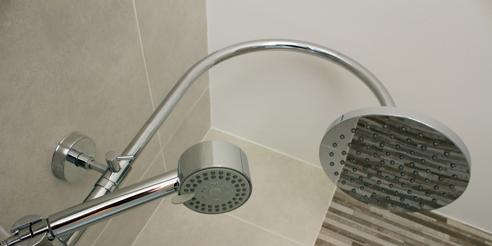 electric shower installers near Farringdon