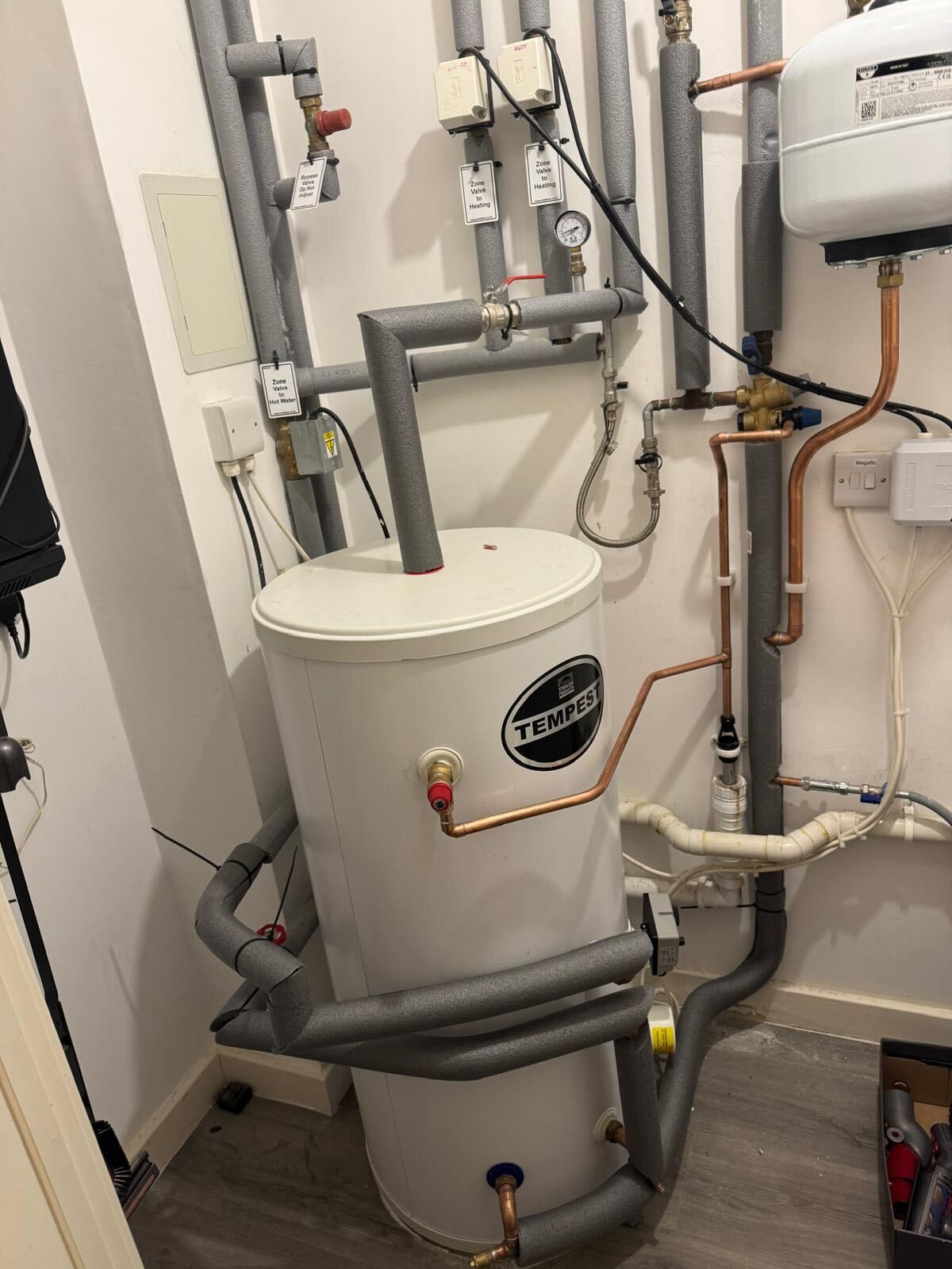 Boiler installation, The Bearded Property Co, 020 8050 9389